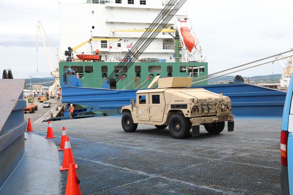 U.S. Soldiers conduct port operations in Slovenia