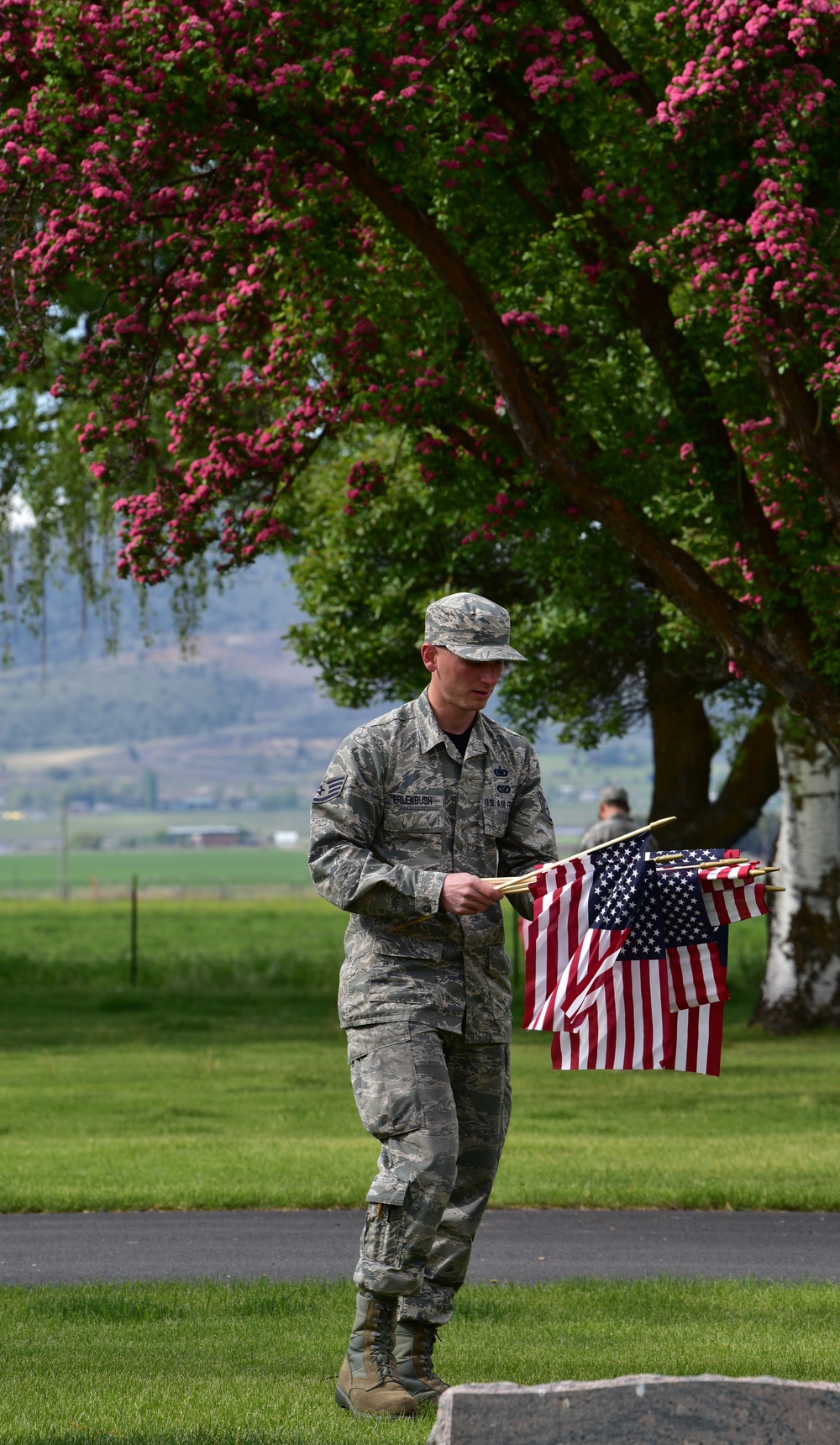 Kingsley Field Airmen honor fallen military for Memorial Day