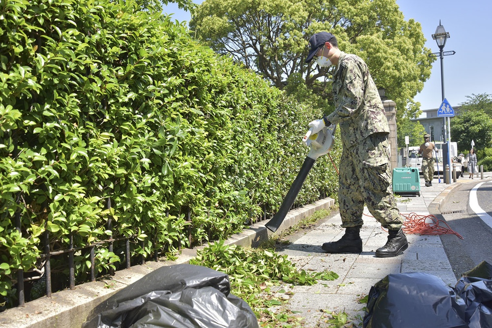 Japan-based Sailors Clean-up Yokohama Foreign Cemetery