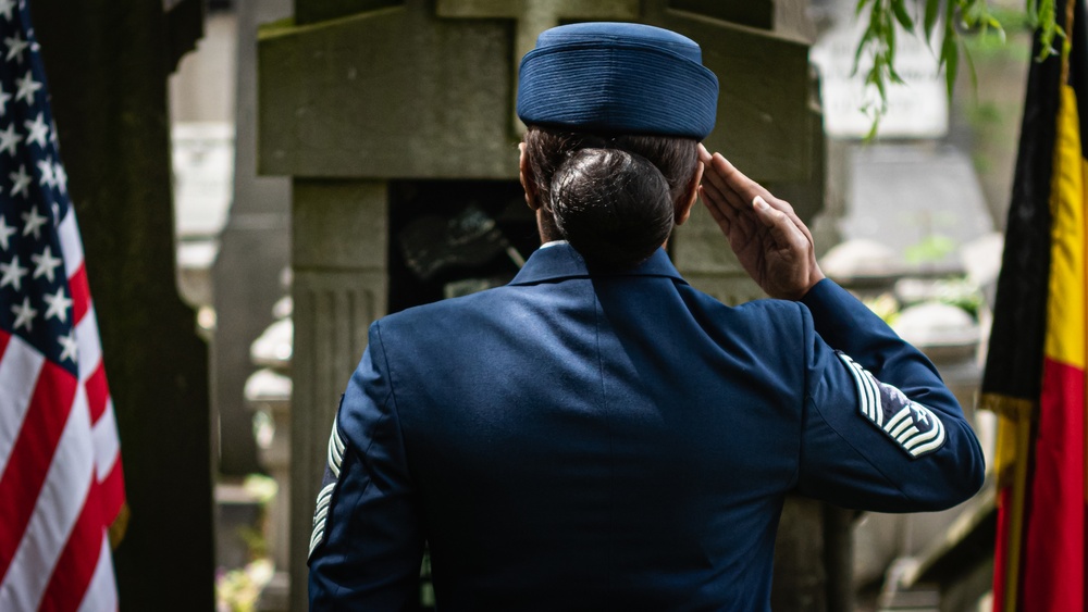 Service members conduct isolated graves ceremonies