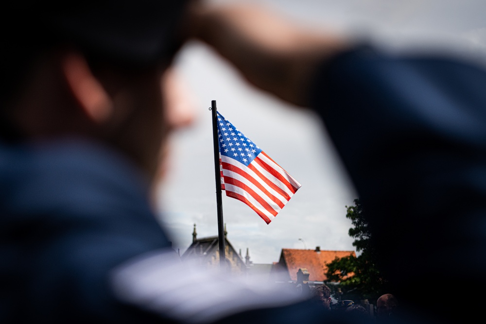 Service members conduct isolated graves ceremonies