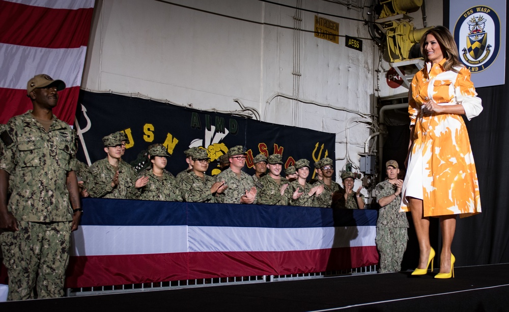 POTUS visits USS Wasp (LHD 1)