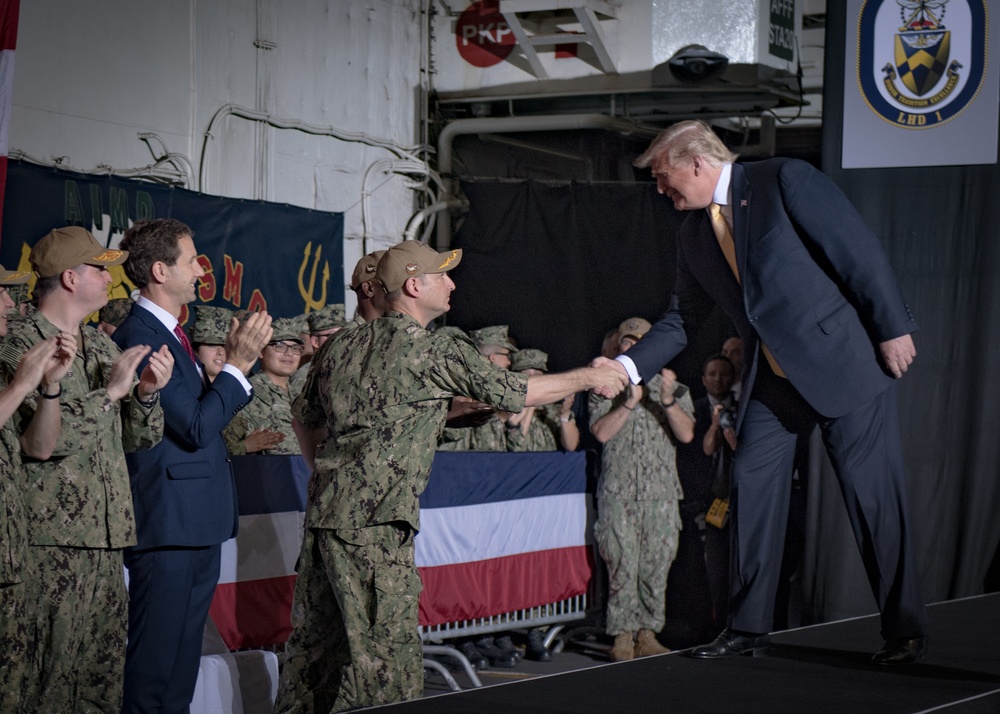 POTUS visits USS Wasp (LHD 1)