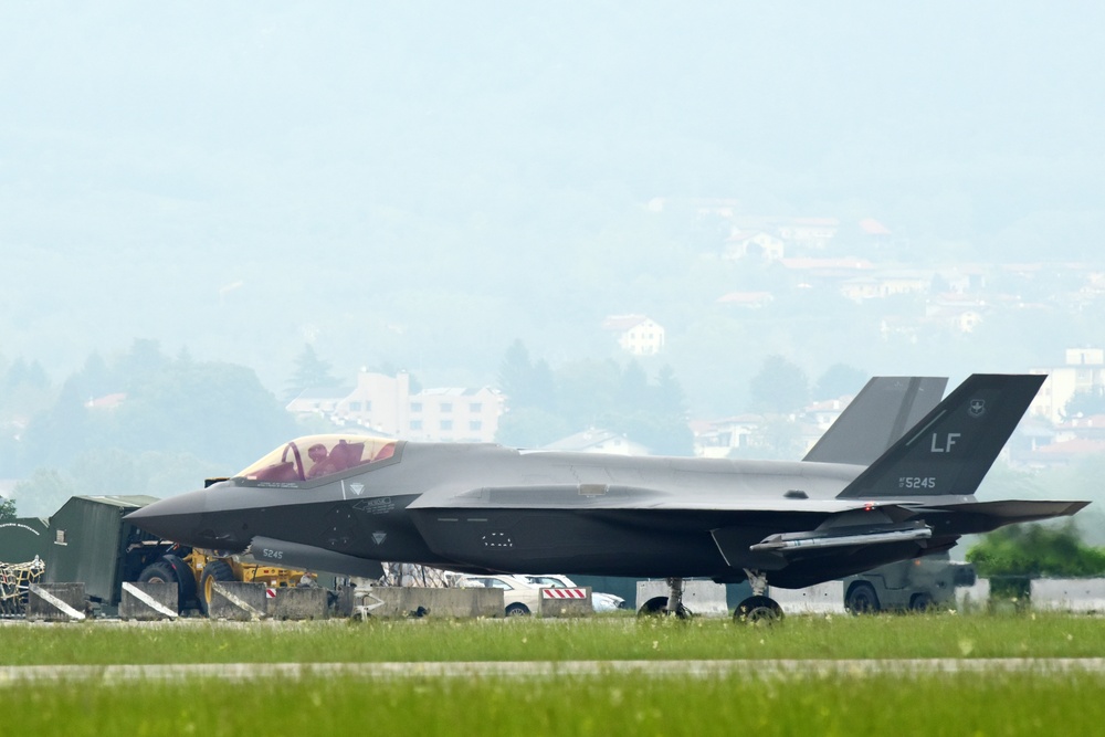 F-35s prepare for Astral Knight 2019