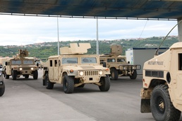 U.S. and Slovenian forces join for movement operations
