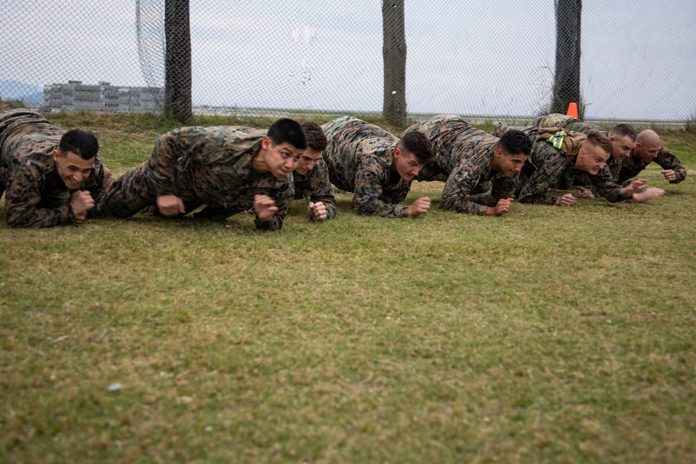 H&amp;HS conducts squadron physical training