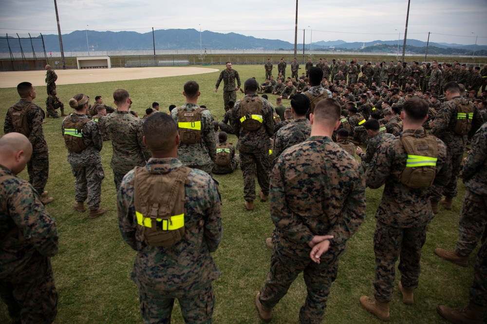 H&amp;HS conducts squadron physical training