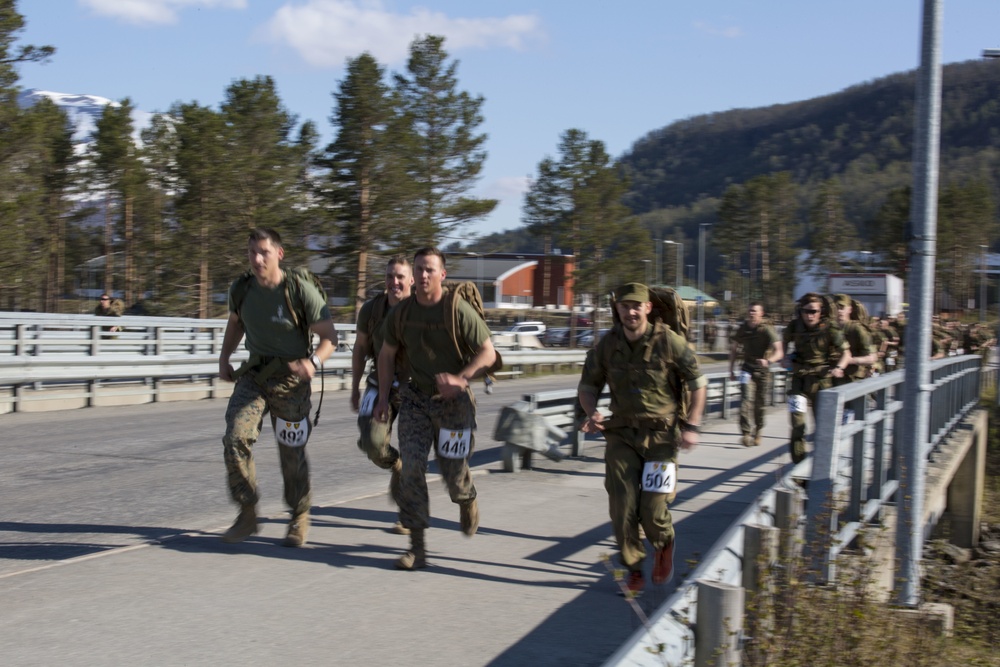 MRF-E 19.2: Annual 30 km Norwegian Foot March