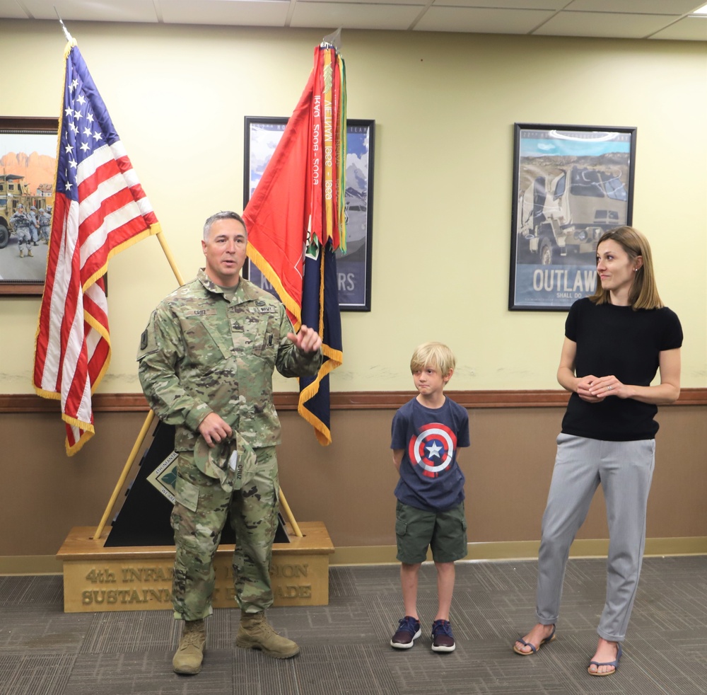Cruz Promoted to Master Sgt.