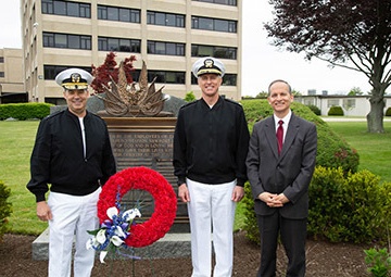 Rear Adm. David Goggins helps NUWC Division Newport pay tribute to those who have made the ultimate sacrifice