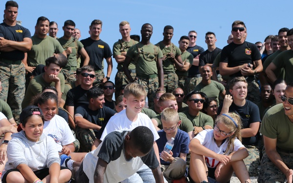 Parkwood Elementary and Marines continue partnership with Commanders Cup