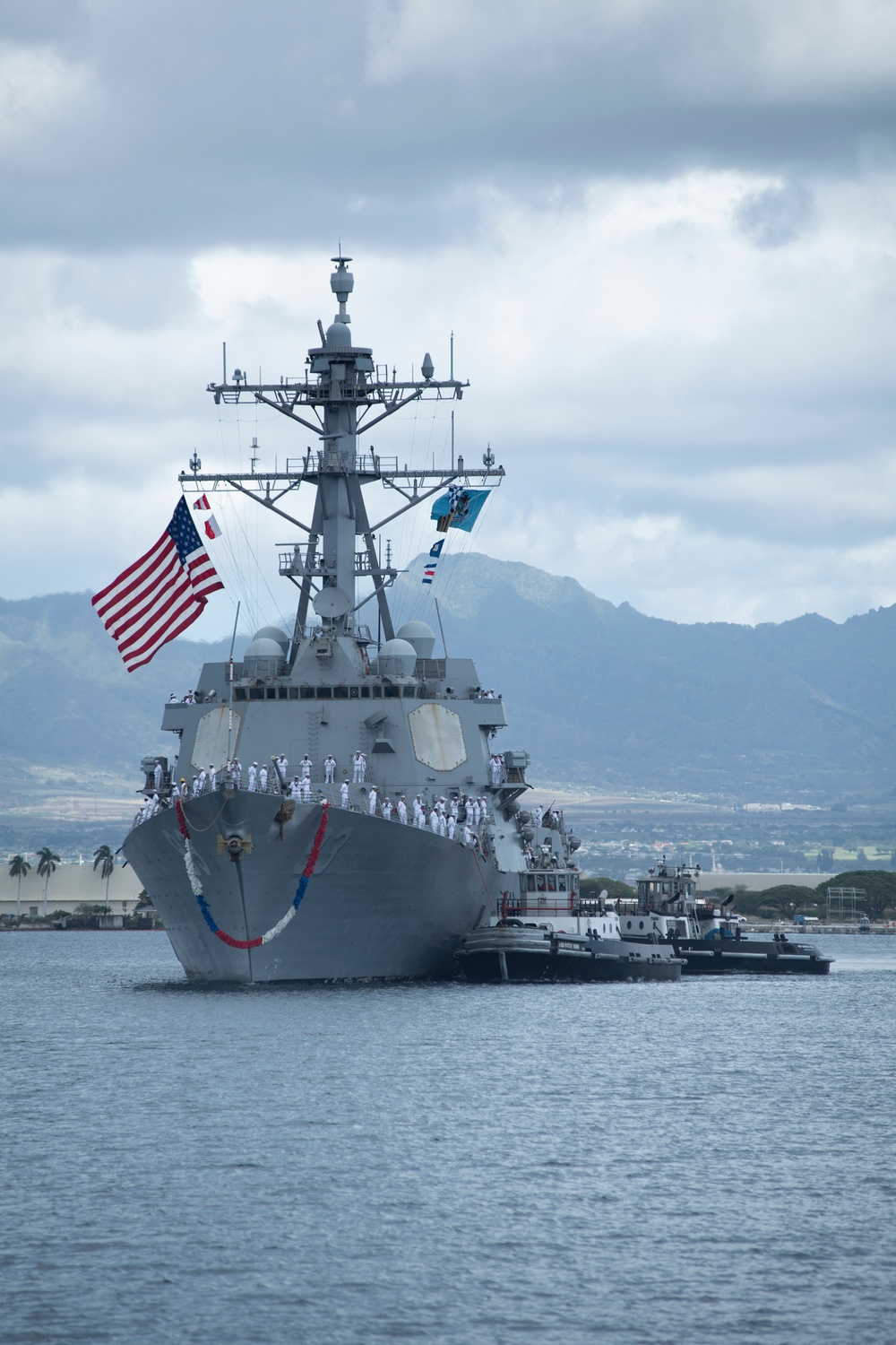 USS Chung Hoon Returns to Pearl Harbor