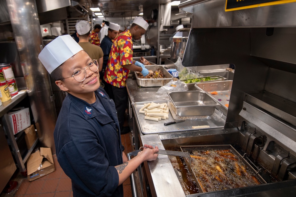 USS MOMSEN Participates in Asian American Pacific Islander Heritage Month