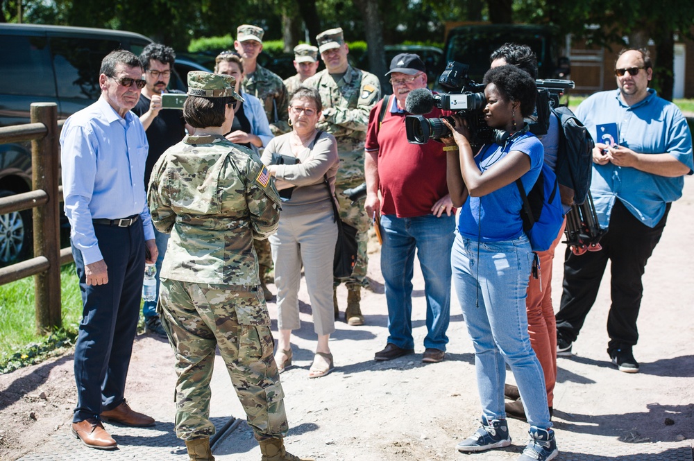 Senior PA Soldier gives brief to media