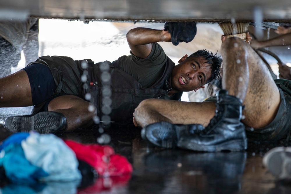 Aircraft Washdown