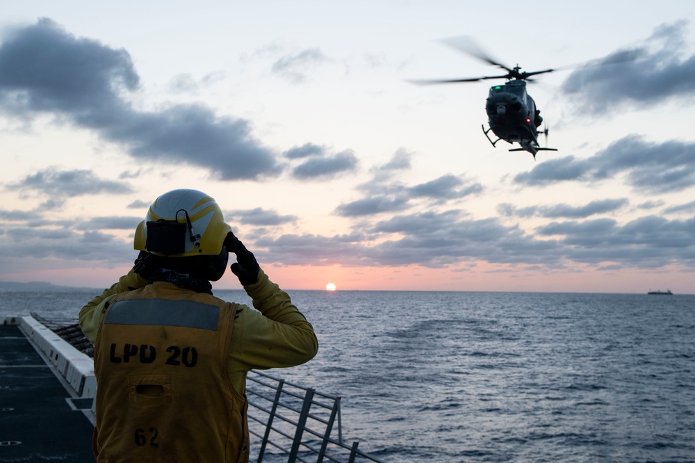 USS Green Bay (LPD 20) Flight Operations