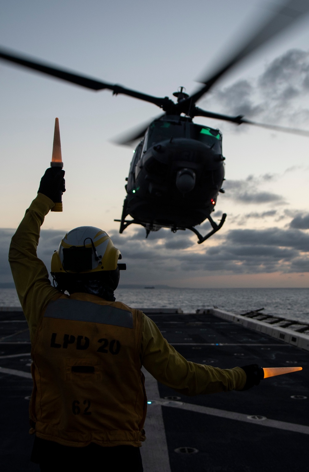 USS Green Bay (LPD 20) Flight Operations