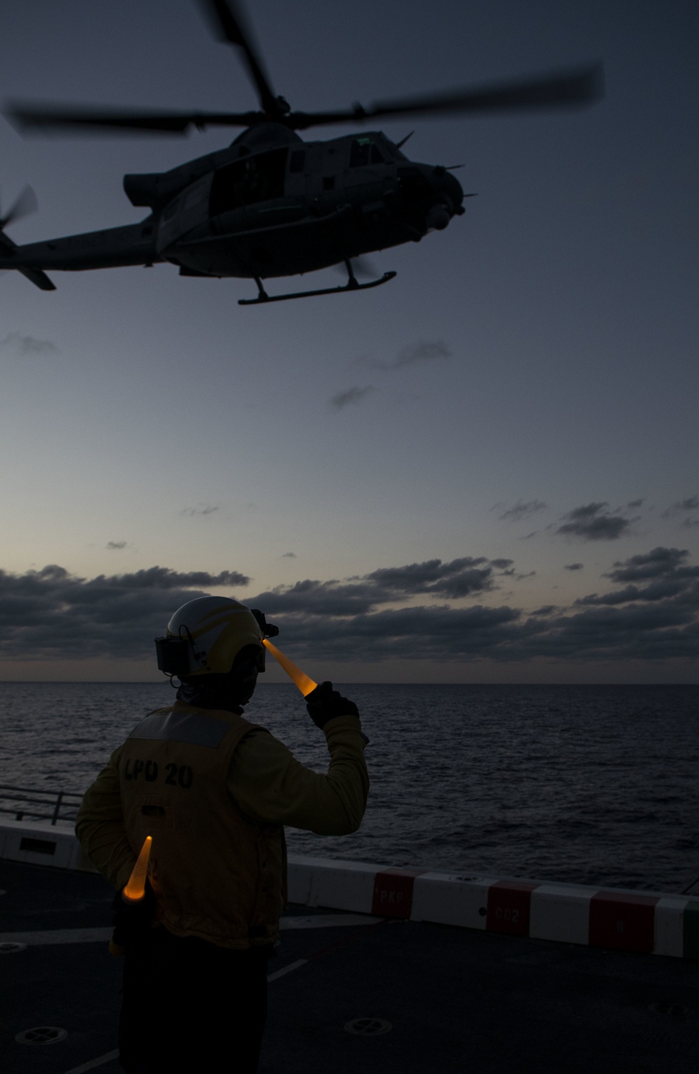 USS Green Bay (LPD 20) Flight Operations