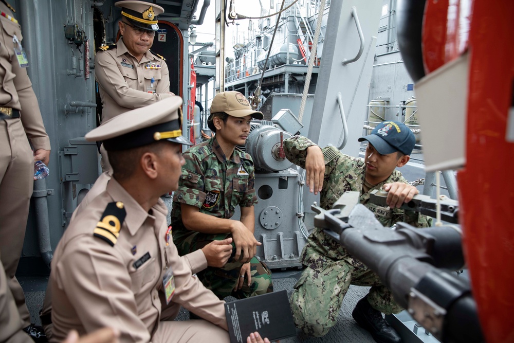 US, Royal Thai Navy Sailors Exchange Ship Tours During CARAT Thailand 2019