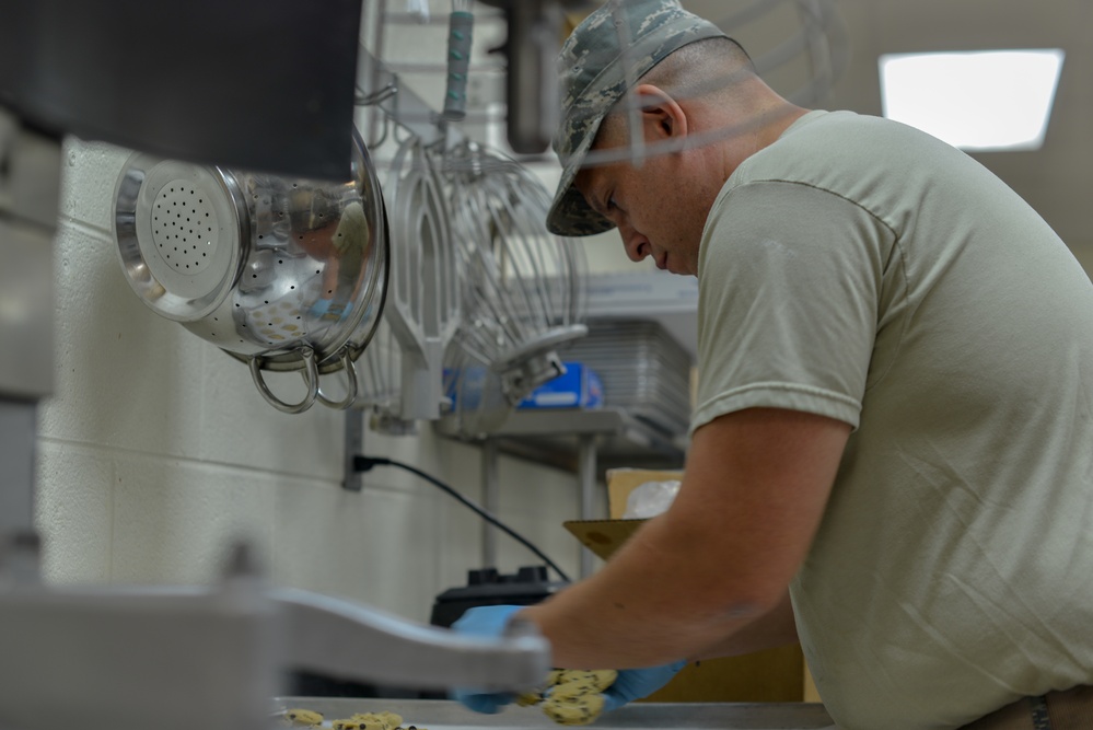 Services Airman Preps Desserts