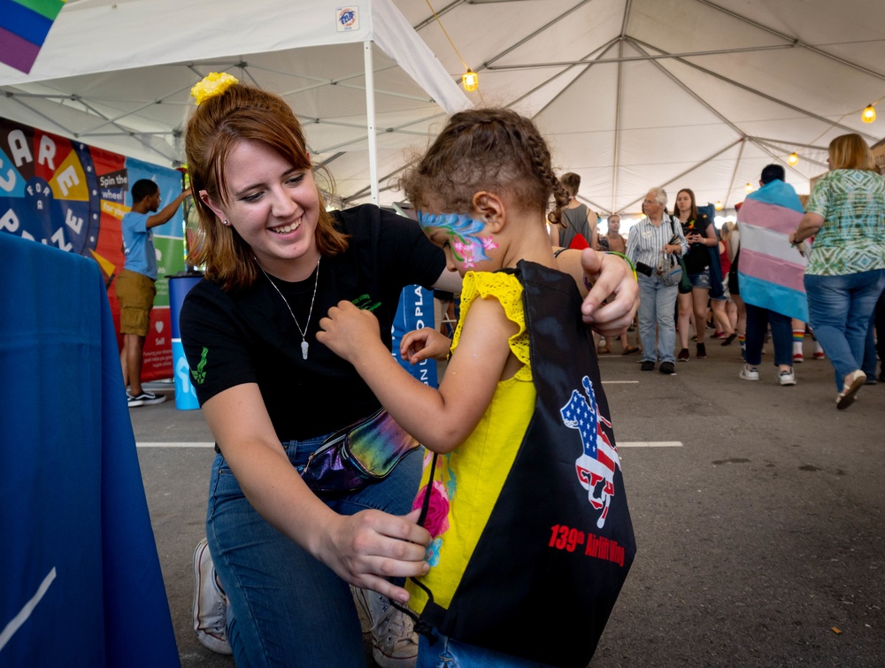 DVIDS Images The 139th recruits at the Kansas City Pride Festival