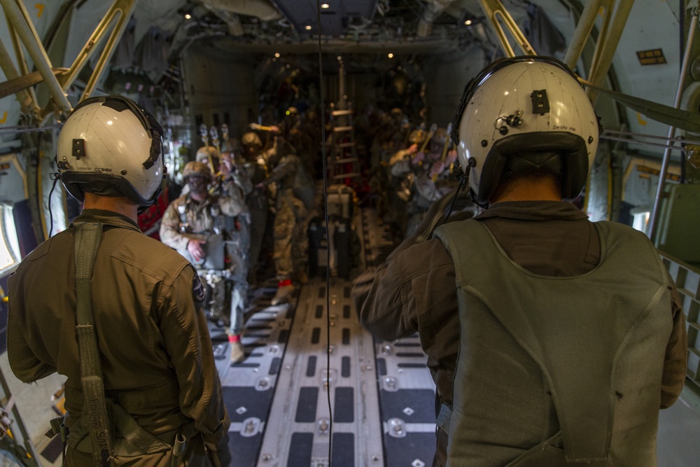 U.S. Marines, Soldiers conduct Airborne Ops