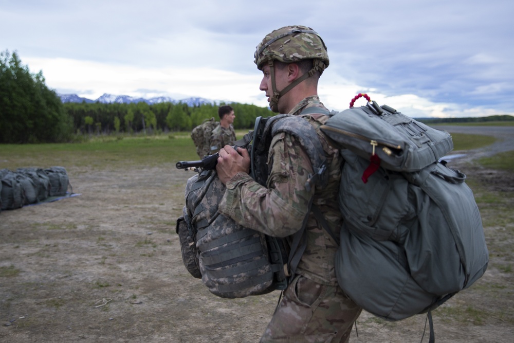 U.S. Marines, Soldiers conduct Airborne Ops