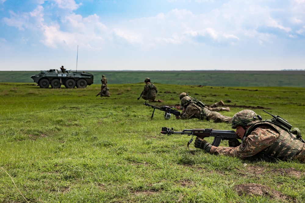 Iron Rangers Train with Romanian Allies During Justice Eagle