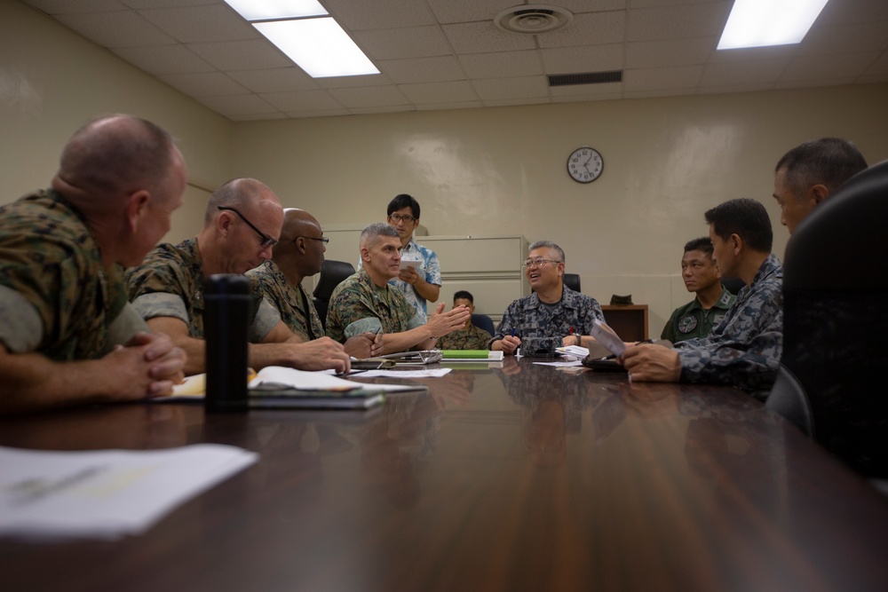 DVIDS - Images - 1st MAW, JASDF strengthen ties during visit to MAG-36 ...