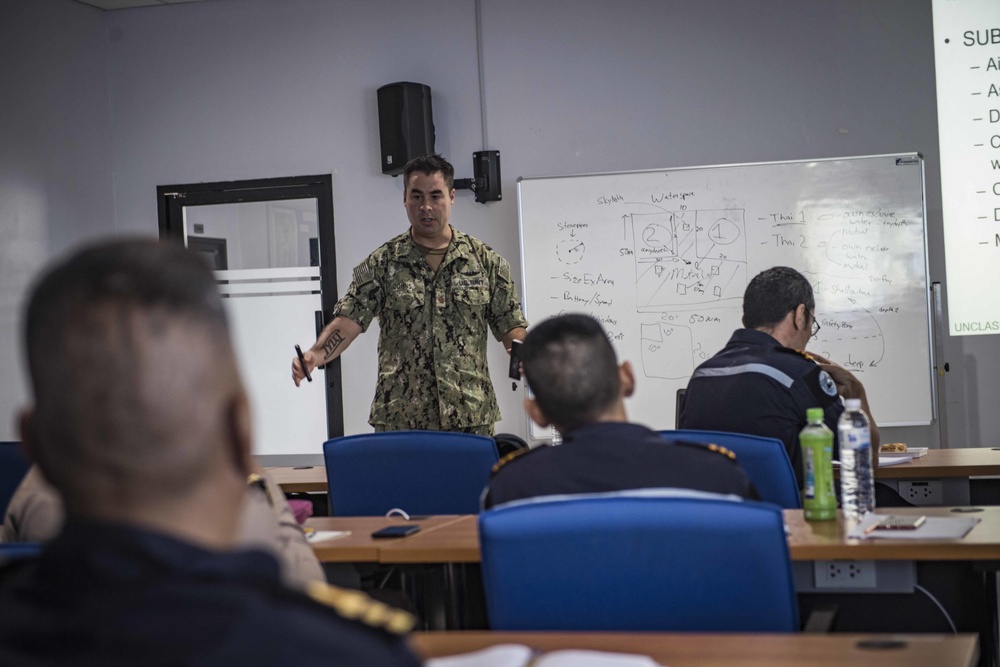 US, Royal Thai Navy Exchange Submarine Operation Knowledge During CARAT 2019