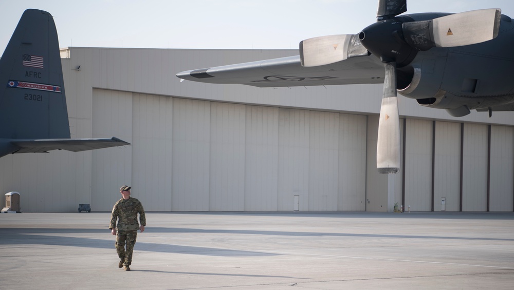 746 Expeditionary Airlift Squadron moves troops, cargo within CENTCOM AOR