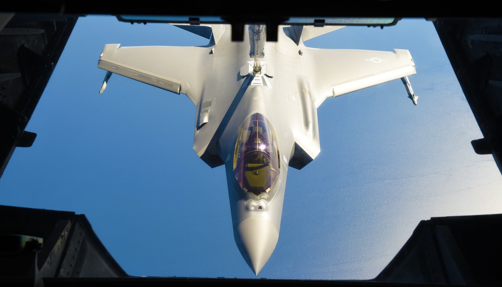 Astral Knight aircraft refuels over the Adriatic