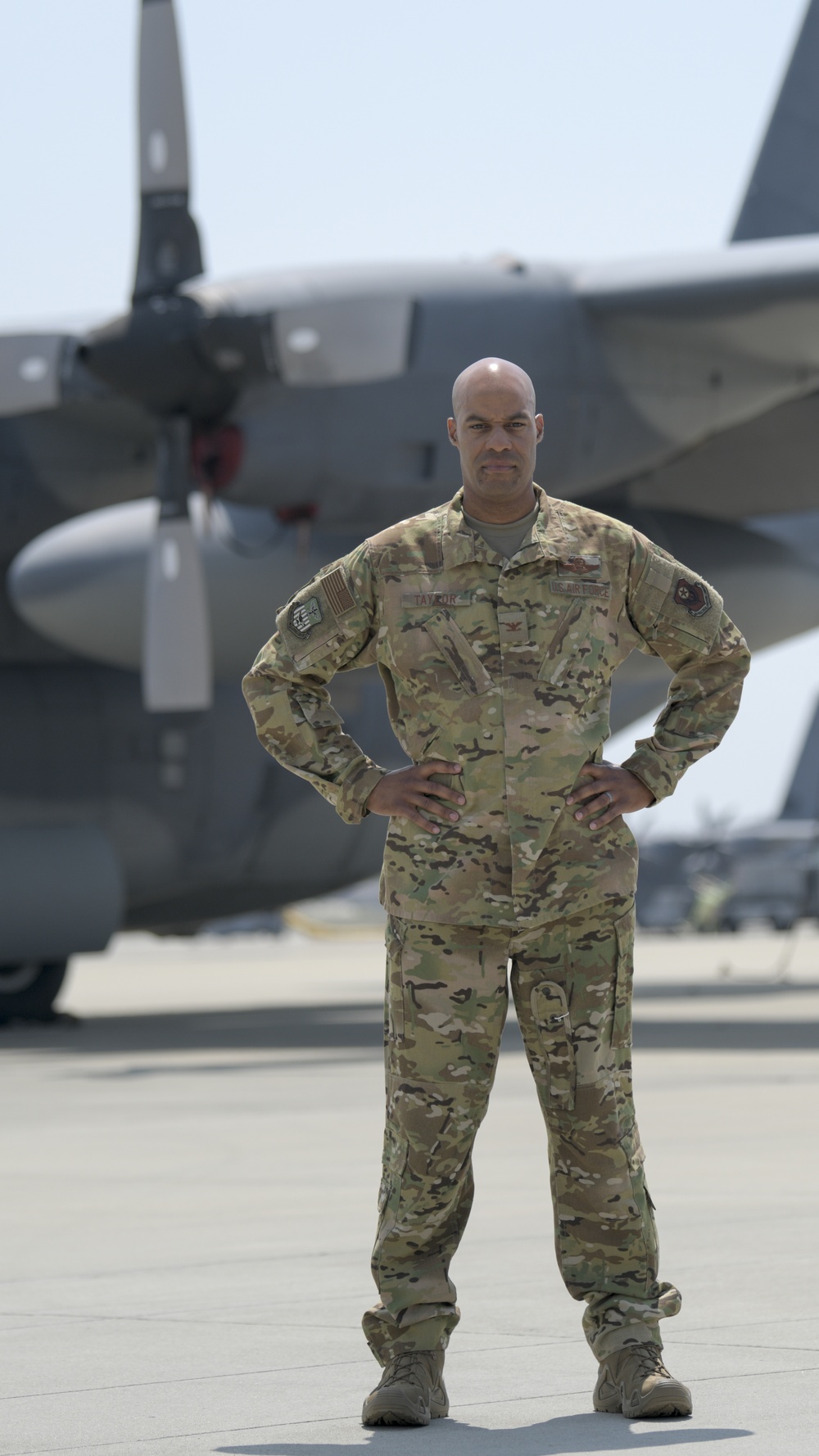 Col. Taylor takes command of the 1st Special Operations Group