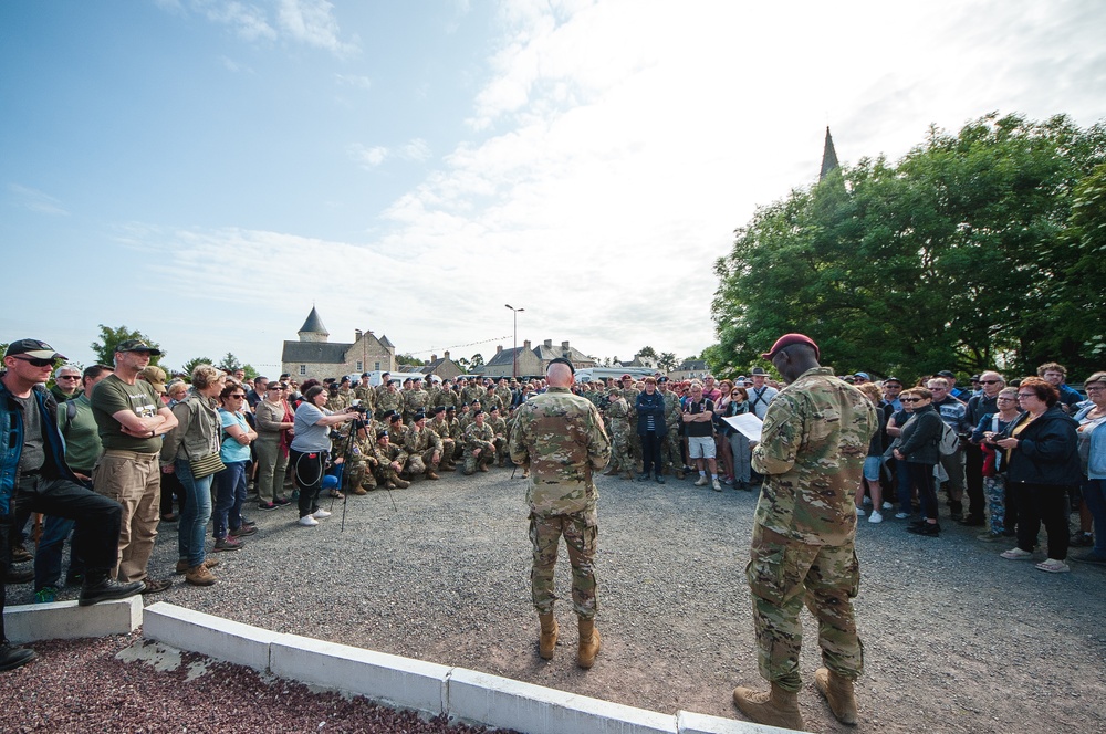 Major General Delivers Speech in Picauville