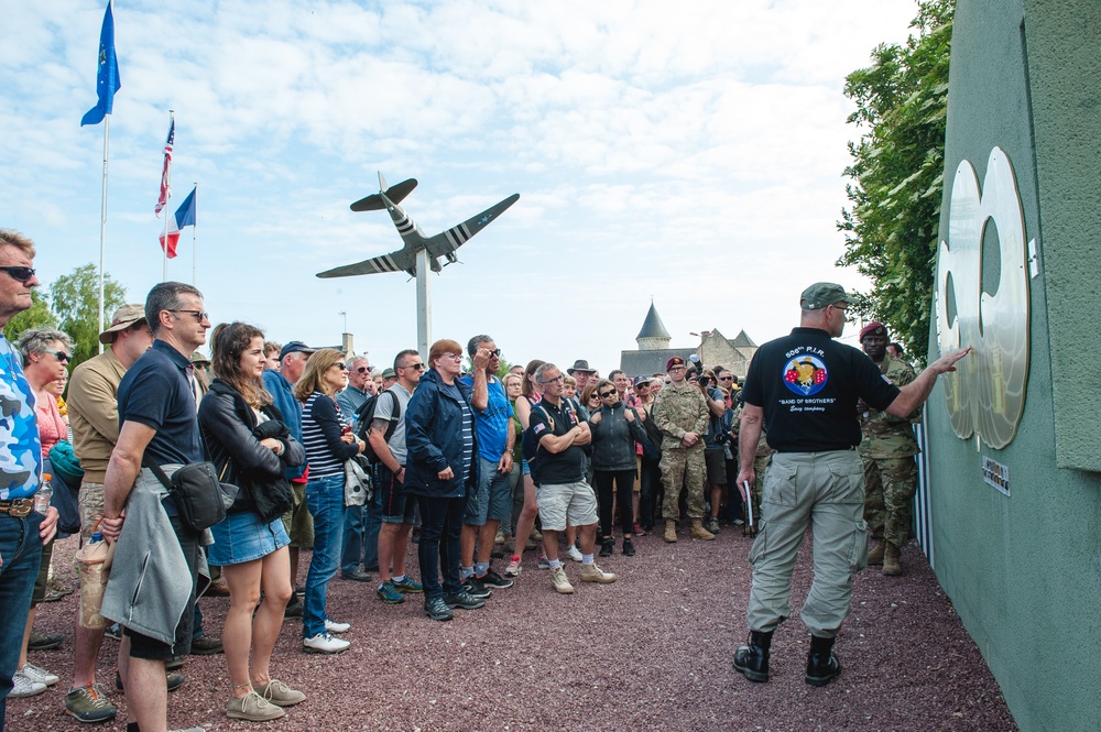 Tourists and Soldiers Learn about Final Flights