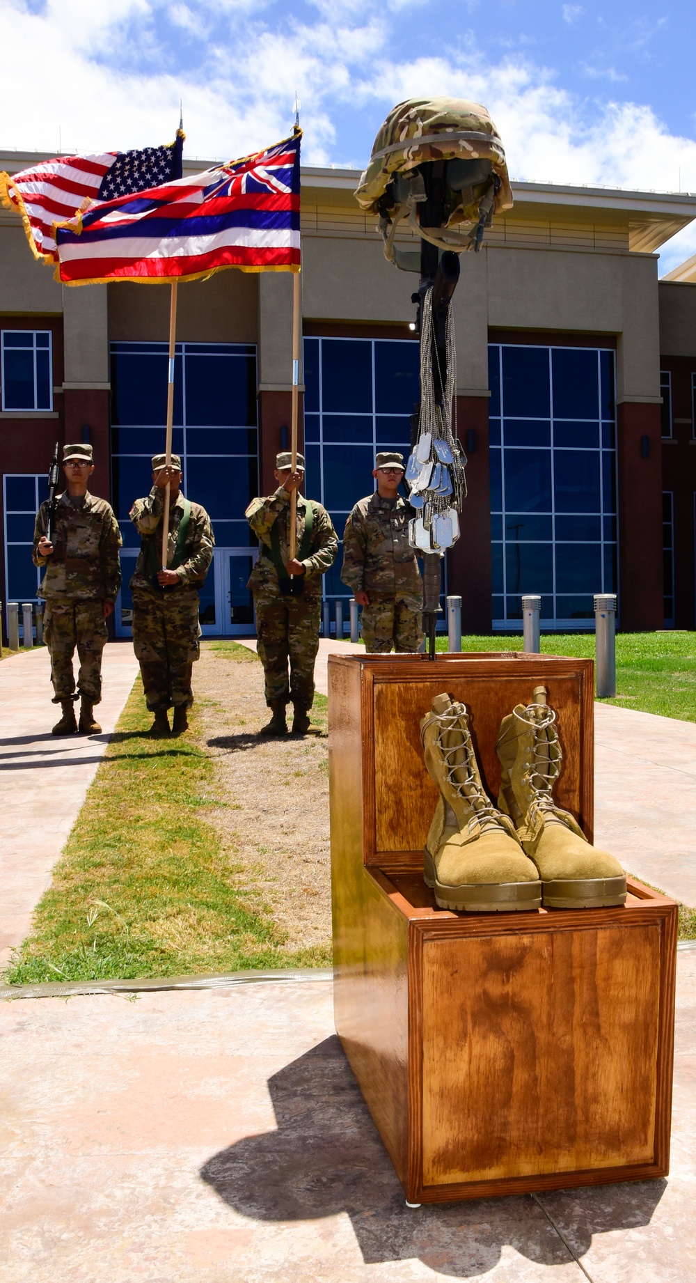 Hawaii Army National Guard remembers the fallen