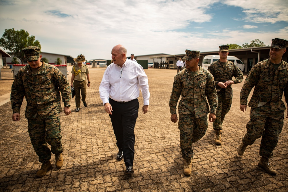Governor General of Australia visits MRF-D Marines