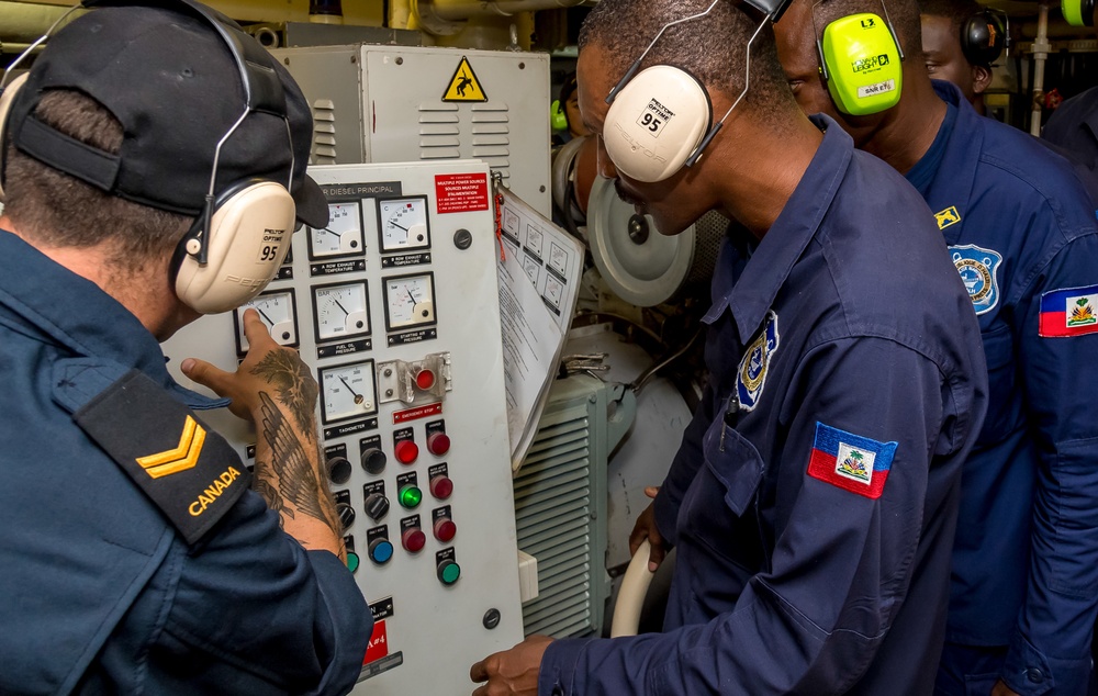 HMCS Goose Bay participates in Exercise TRADEWINDS 2019