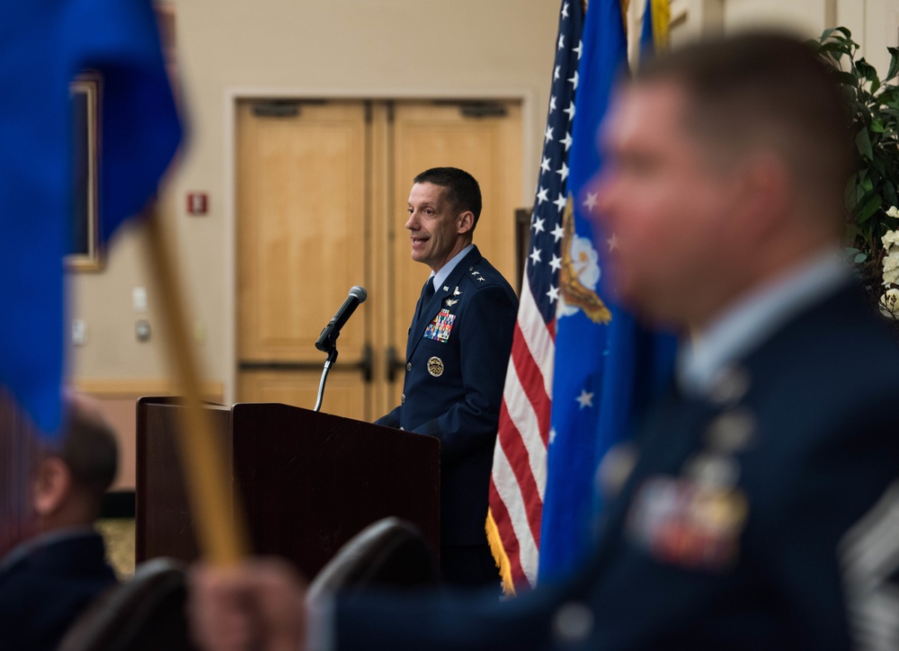 624th OC welcomes new commander during ceremony