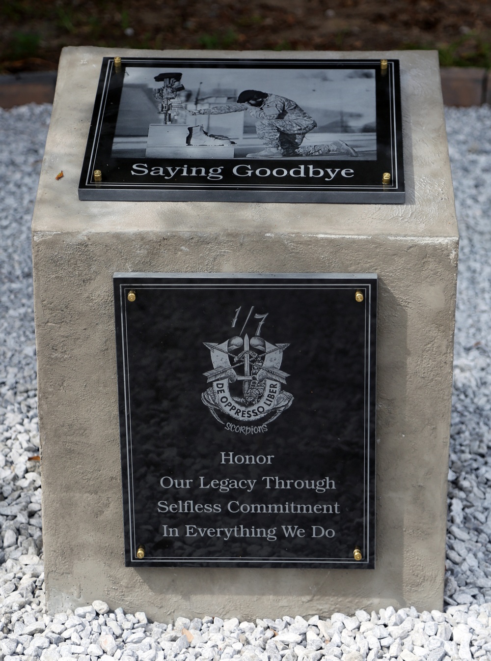 Green Berets hold Rock Wall Remembrance Ceremony