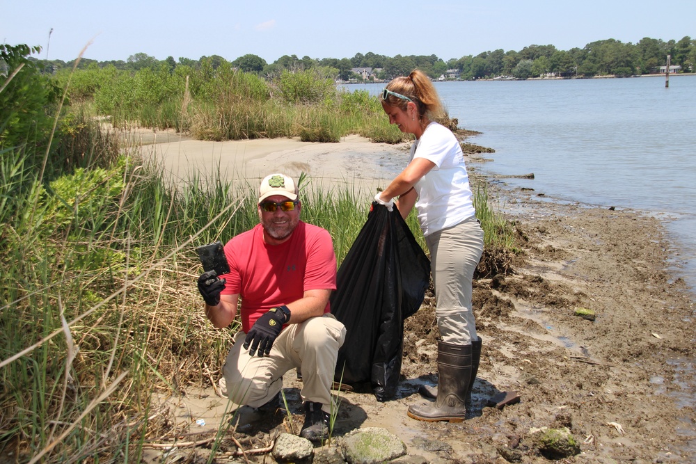 NAVFAC Atlantic's Clean the Bay Day 2019 observance nets &quot;relic&quot;
