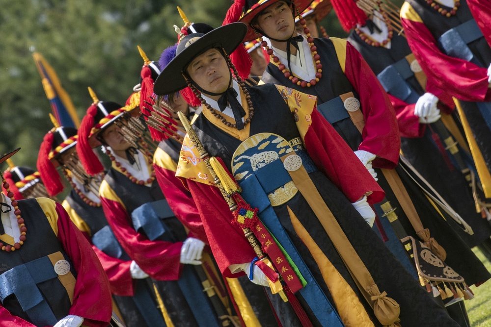 Acting Secretary of Defense Welcomed to South Korean Ministry of Defense