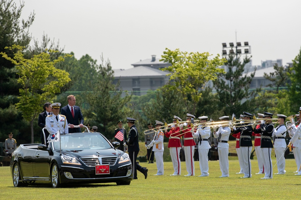 Acting Secretary of Defense Welcomed to South Korean Ministry of Defense