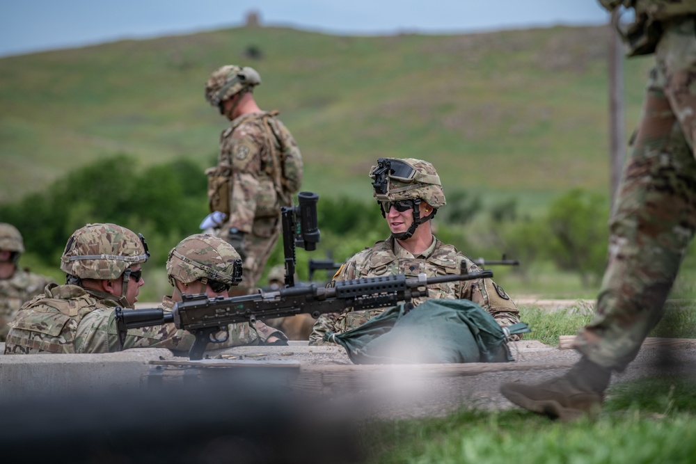 Steel Warriors from 75th FA BDE qualify on M240B while mounted on HIMARS