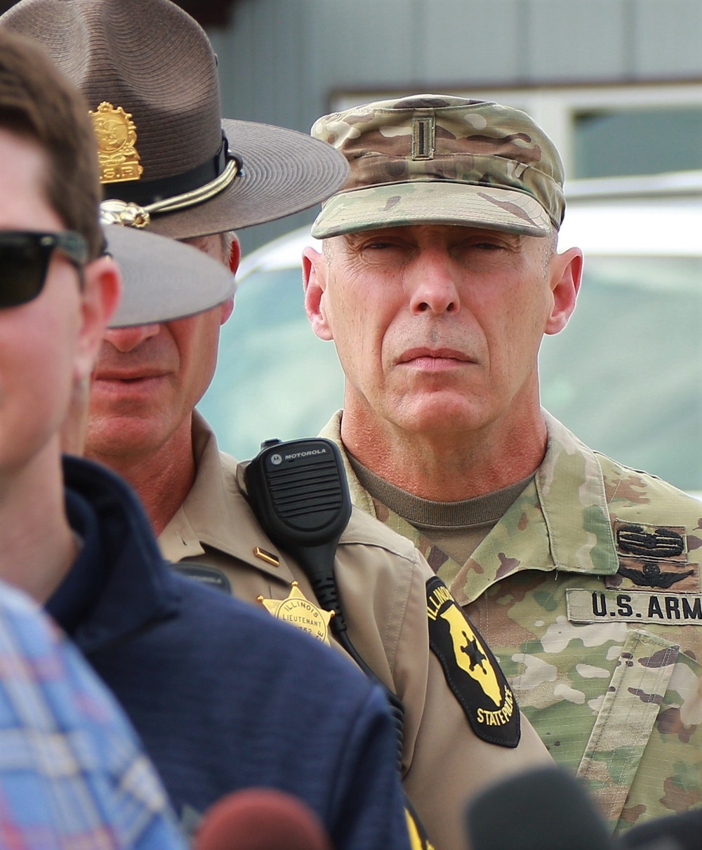 Illinois Governor Commits Additional National Guard Forces to Flood Fight