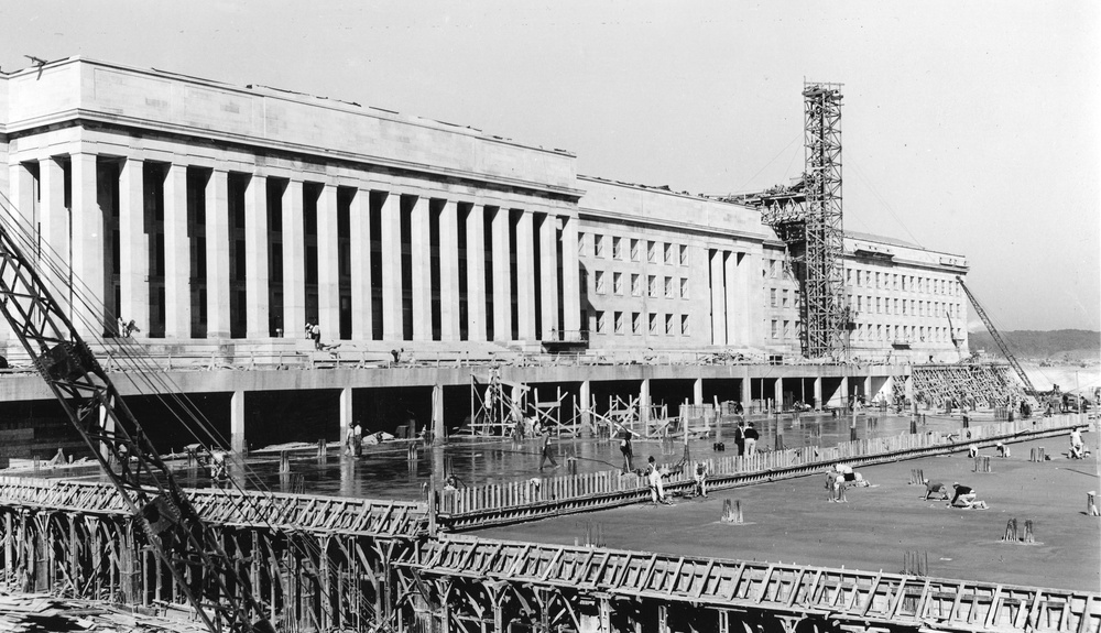 Pentagon construction 1942