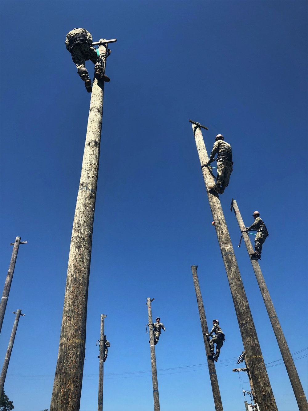 NCTC Gulfport Prepares Seabees to Work on Utility Poles