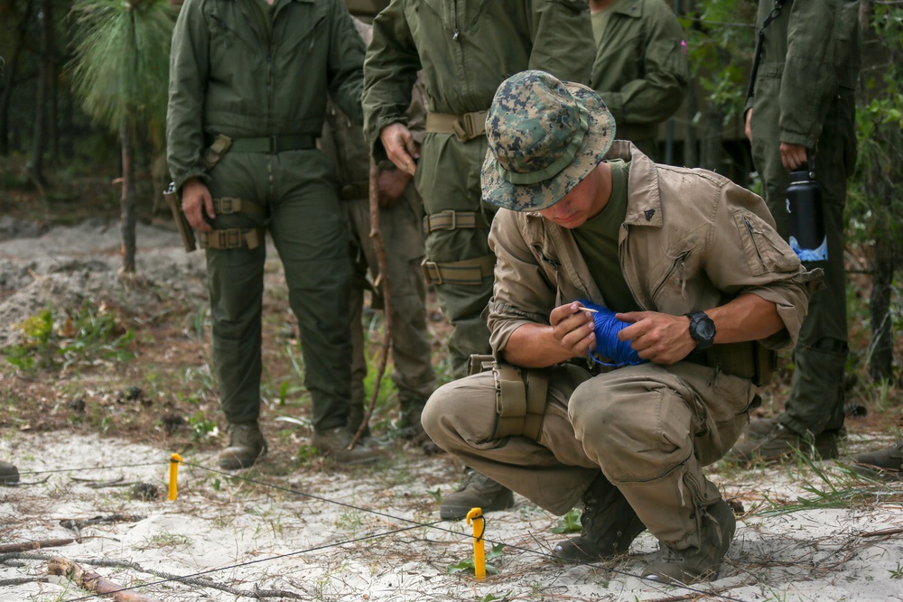 U.S. Marines with Battalion Landing Team 2/8 Build a Terrain Model