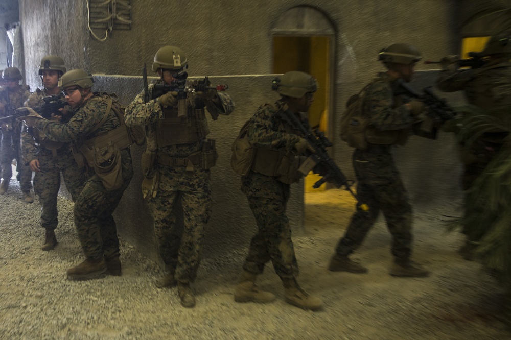 BLT 2/8 Conducts Infantry Immersion Trainer For 26th MEU's Realistic Urban Training