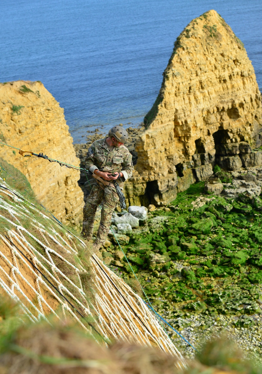 DDay75 Rangers at Pointe du Hoc